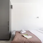 River To The - 7b Apartment