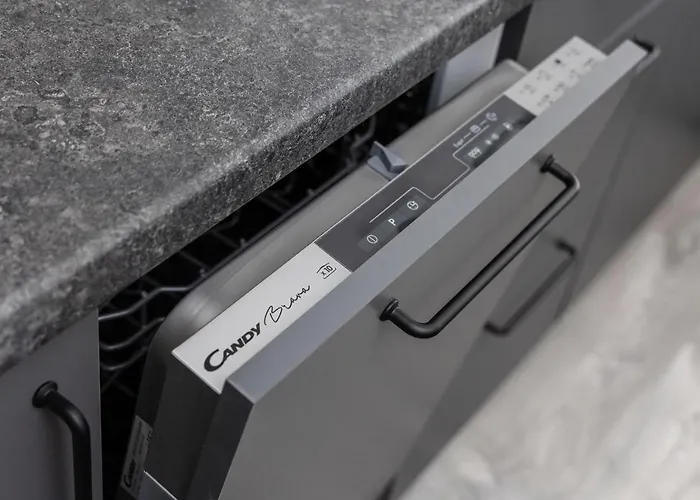 Daire River To The - 7b *